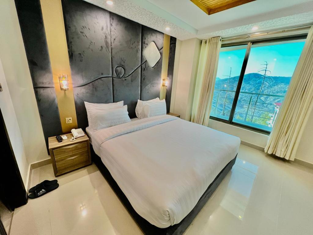 Shelton Suites Bhurban Kültér fotó
